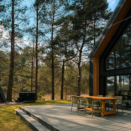 W Lesie Holiday home Rozogi